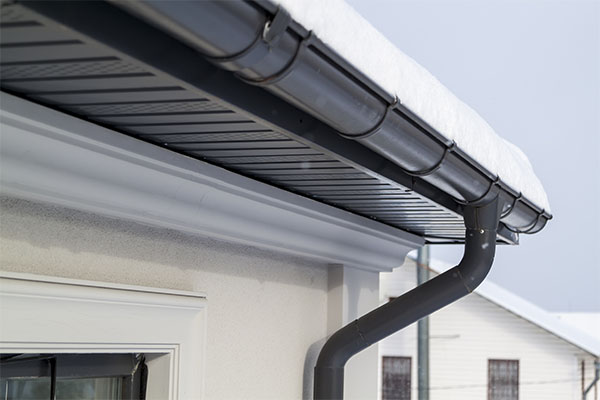INSTALLATION OF GALVANIZED, ALUMINUM AND COPPER GUTTERS AND DOWNSPOUTS. Walk 